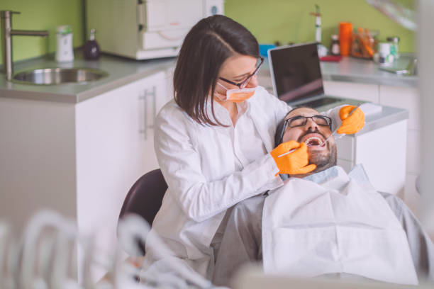  Powderly, TX Emergency Dentist Pros